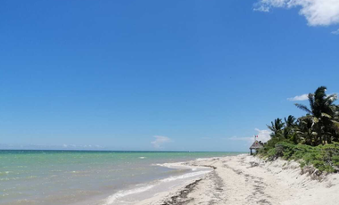 Terreno en venta, 3era. Fila, vista al norte en San Benito, Yucatan
