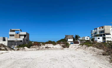 Terreno en venta, 3era. Fila, vista al norte en San Benito, Yucatan