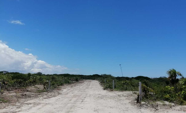 Terreno en venta, 3era. Fila, vista al norte en San Benito, Yucatan