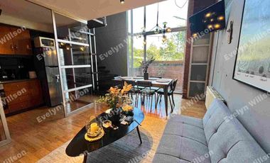 Se vende departamento duplex, excelente ubicación!