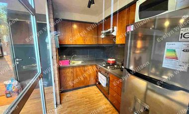 Se vende departamento duplex, excelente ubicación!