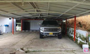 fina de 40.000m2 en la vereda Planadas a 15 mins de pereira