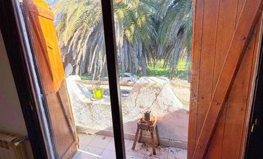 CASA EN VENTA BARRIO LA FLORIDA 5 AMBIENTES CON PISCINA APTO CREDITO ACEPTA PERMUTA.