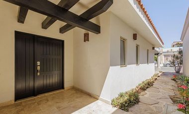 Oportunidad ÚNICA casa de 1 piso en Tezal, Cabo San Lucas
