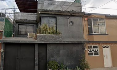 VILLA DE LAS FLORES COACALCO, HERMOSA CASA GRAN OPCION DE INVERSION !