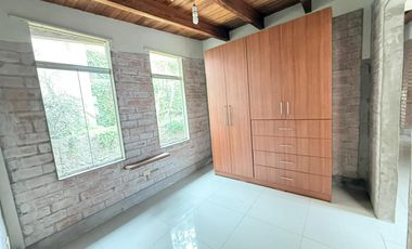 Vendo casa estilo rustico en Casuarinas Sur