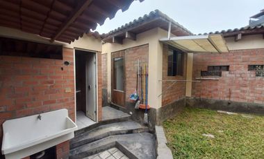 Vendo casa estilo rustico en Casuarinas Sur