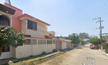 CASA EN VENTA DE RECUPERACION HIPOTECAARIA EN PUERTO MEXICO COATZACOALCOS VERACRUZ CON SNETENCIA EN FIRME