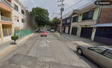 HERMOSA CASA EN LA ROMANA TLALNEPANTLA