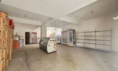 LOCAL COMERCIAL RAMOS MILLAN EJE 5 SUR