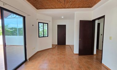 🏠Casa en venta con piscina y paneles solares – Gran Santa Fe Norte