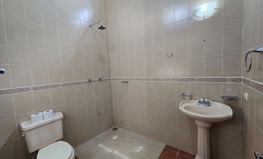 🏠Casa en venta con piscina y paneles solares – Gran Santa Fe Norte