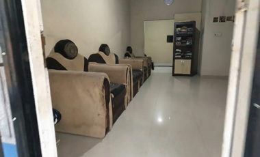 Murah, Rumah Dijual: Dekat Jl. Tengku Bey