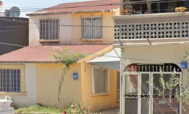 🏠 Casa en recuperación bancaria – Av. Vista Hermosa 515, Hacienda El Refugio, Gómez Palacio, Dgo.