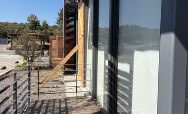 VENTA DE DEPARTAMENTO CON GYM ALBERCA Y VISTA AL CAMPO DE GOLF EN BALVANERA QUERÉTARO