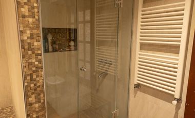 IMPORTANTE CHALET 6 AMBIENTES SOBRE DOS LOTES