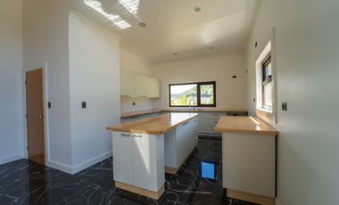 Hermosa casa en venta en el sur de chile ,vive la espectacular experiencia de vivir en la casa de tus sueños