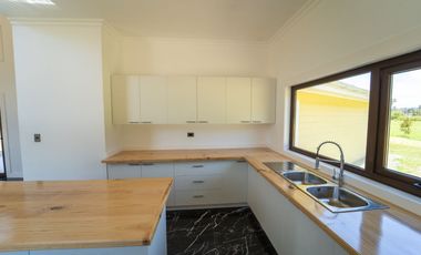 Hermosa casa en venta en el sur de chile ,vive la espectacular experiencia de vivir en la casa de tus sueños