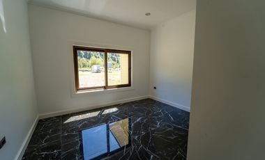 Hermosa casa en venta en el sur de chile ,vive la espectacular experiencia de vivir en la casa de tus sueños