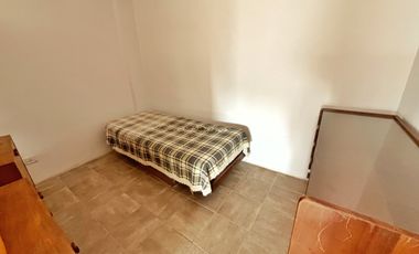 Departamento 3 ambientes con dependencia, balcón al frente, terraza privada y cochera – ¡En pleno centro! vista al mar