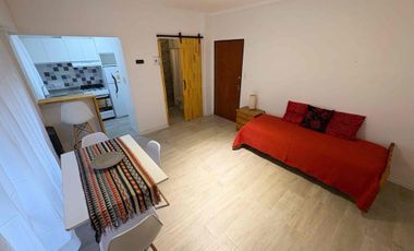 VENTA DEPARTAMENTO DE 1 AMB CON COCHERA RECICLADO Y AMOBLADO EN PLAZA COLÓN