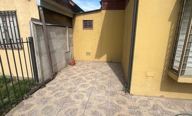 Casa Aislada en Avenida de Barrio Huertos II, Buin.