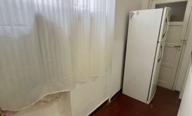 VENDEMOS DEPARTAMENTO DE 3 AMB CON DEPENDENCIA EN PLENO CENTRO