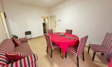 VENDEMOS DEPARTAMENTO DE 3 AMB CON DEPENDENCIA EN PLENO CENTRO