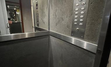 VENDEMOS DEPARTAMENTO DE 3 AMB CON DEPENDENCIA EN PLENO CENTRO