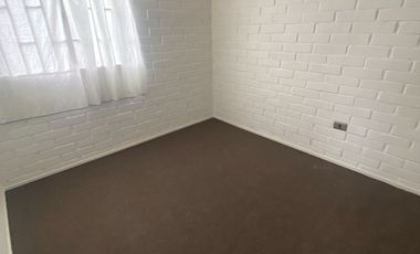 Se Vende Linda Casa dos Pisos  3D2B excelente conectividad cerca a metro y centros comerciales