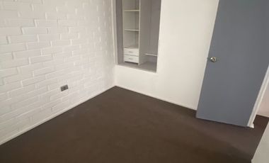 Se Vende Linda Casa dos Pisos  3D2B excelente conectividad cerca a metro y centros comerciales