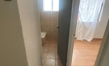 Se Vende Linda Casa dos Pisos  3D2B excelente conectividad cerca a metro y centros comerciales