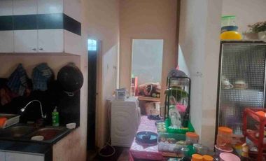 jual murah  rumah 2 lantai  hunian asri di pojok Wates Kediri  350meter k jln raya Ngadiluwih Wates