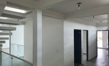 Hermosa casa con alberca en Oaxtepec, Morelos. (NO SE ACEPTAN CREDITOS HIPOTECARIOS)