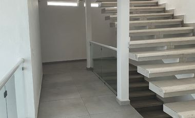 Hermosa casa con alberca en Oaxtepec, Morelos. (NO SE ACEPTAN CREDITOS HIPOTECARIOS)