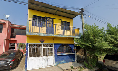 CASA EN VENTA EN LOS NARANJOS LA PRIMAVERA TAPACHULA CHIAPAS DE REMATE