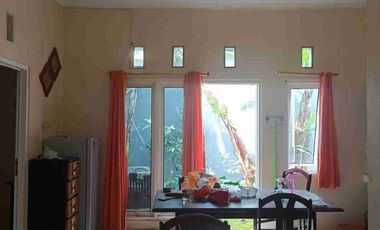 DIJUAL RUMAH TANPA PERANTARA  Dekat UNDIP