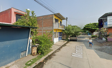 CASA EN VENTA EN LOS NARANJOS LA PRIMAVERA TAPACHULA CHIAPAS DE REMATE