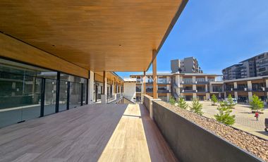 LOCAL COMERCIAL EN RENTA ideal para restaurante en Campanario Norte.