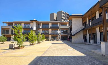 LOCAL COMERCIAL EN RENTA ideal para restaurante en Campanario Norte.