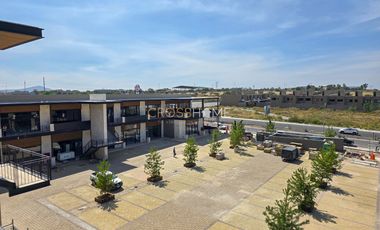 LOCAL COMERCIAL EN RENTA ideal para restaurante en Campanario Norte.