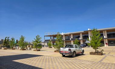 LOCAL COMERCIAL EN RENTA ideal para restaurante en Campanario Norte.