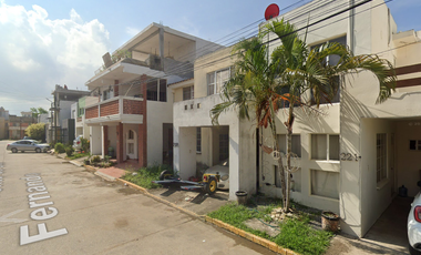 CASA EN VENTA DE RECUPERACION HIPOTECARIA EN EL CAMPANARIO ALTAMIRA TAMAULIPAS