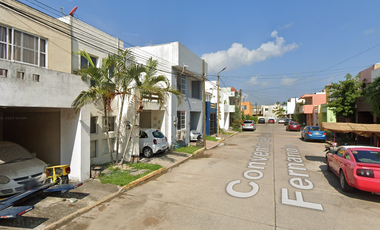 CASA EN VENTA DE RECUPERACION HIPOTECARIA EN EL CAMPANARIO ALTAMIRA TAMAULIPAS