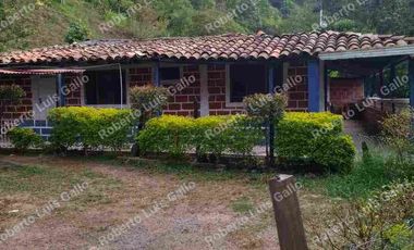Vendo casa 1er piso en condominio al frente del hotel descanso del amor en BELL0