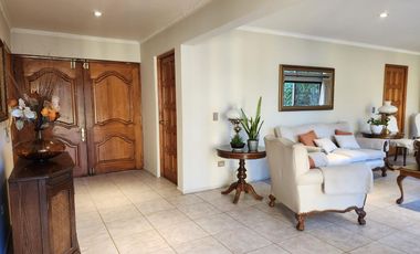 VENDE ACOGEDORA CASA EN SANTA AURORA MACHALI