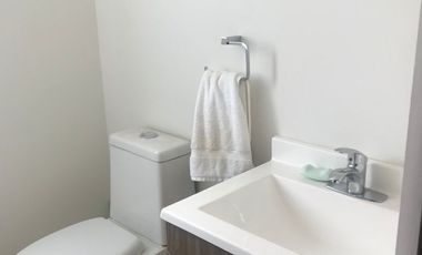 CASA EN RENTA EN NISPEROS CERCA DE VALLE IMPERIAL - 3 RECAMARAS