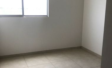 CASA EN RENTA EN NISPEROS CERCA DE VALLE IMPERIAL - 3 RECAMARAS