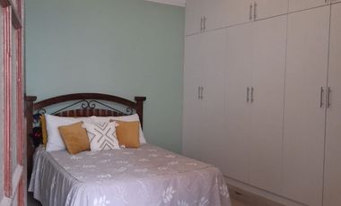 CASA CON EXCELENTE UBICACIÓN- AREA 204m2