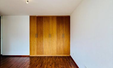 Departamento en Renta, 4 habitaciones, González Suárez, Quito, Ecuador